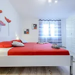 Tolja Apartment