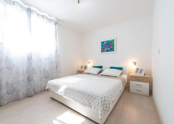 Apartment Tolja