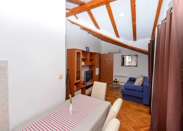 Tolja Apartment