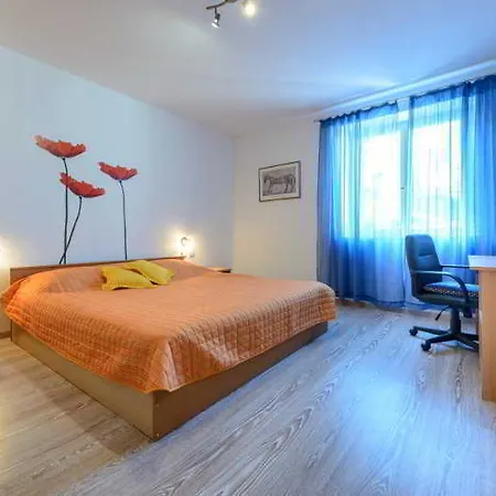 Tolja Apartment *