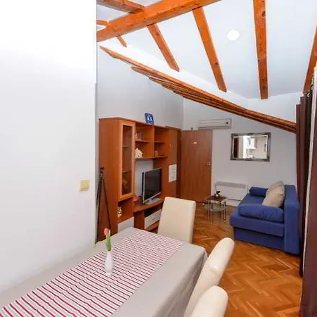 Tolja Apartment
